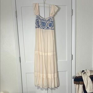 Chic Cream Maxi Dress with Blue Embroidery